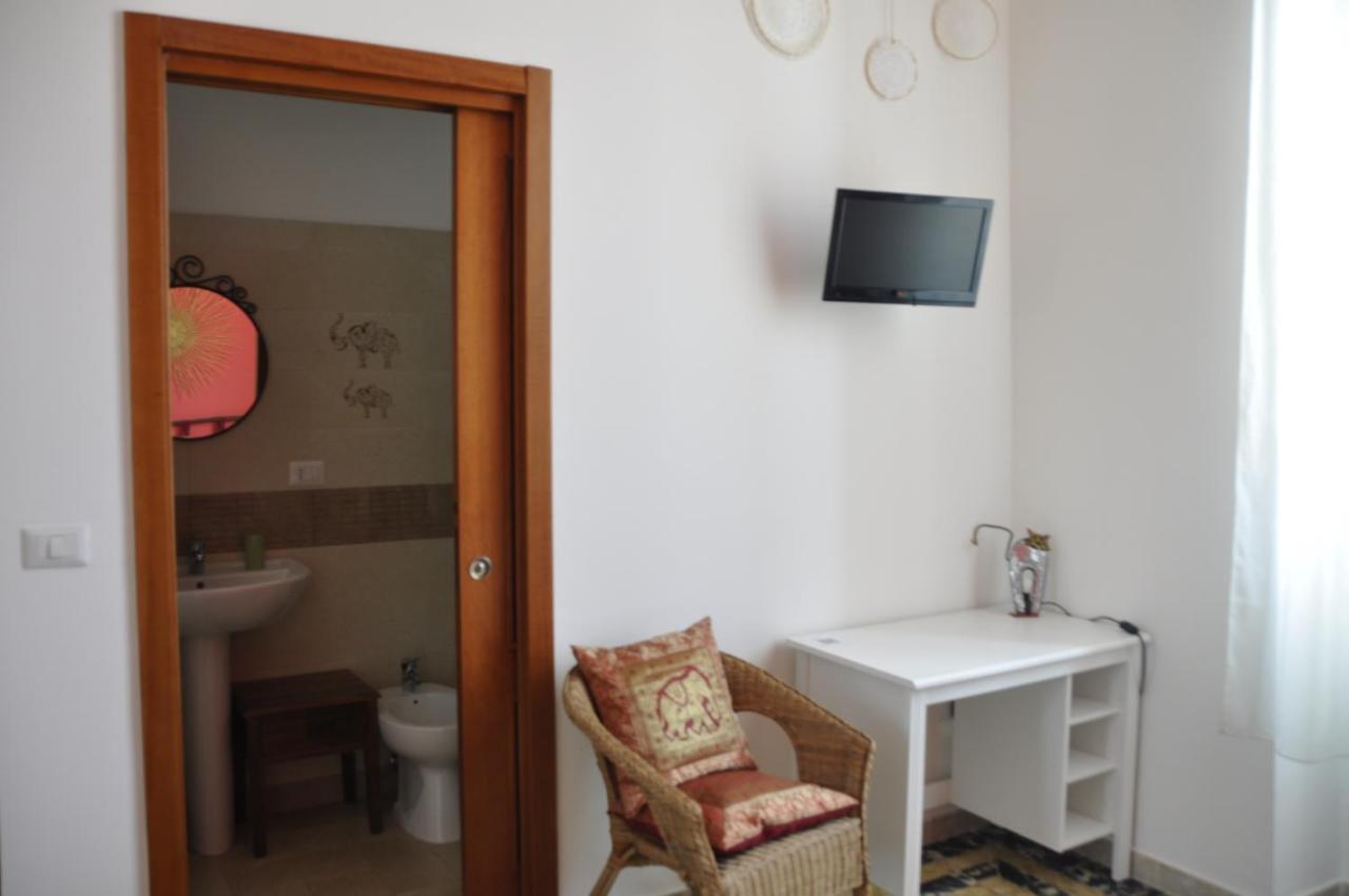 Sisters House Hotel Lecce Bagian luar foto